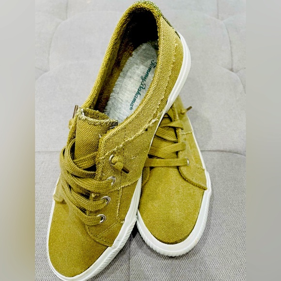 Tommy Bahama Woman comfortable shoe 8.5 light natural green - Picture 3 of 4